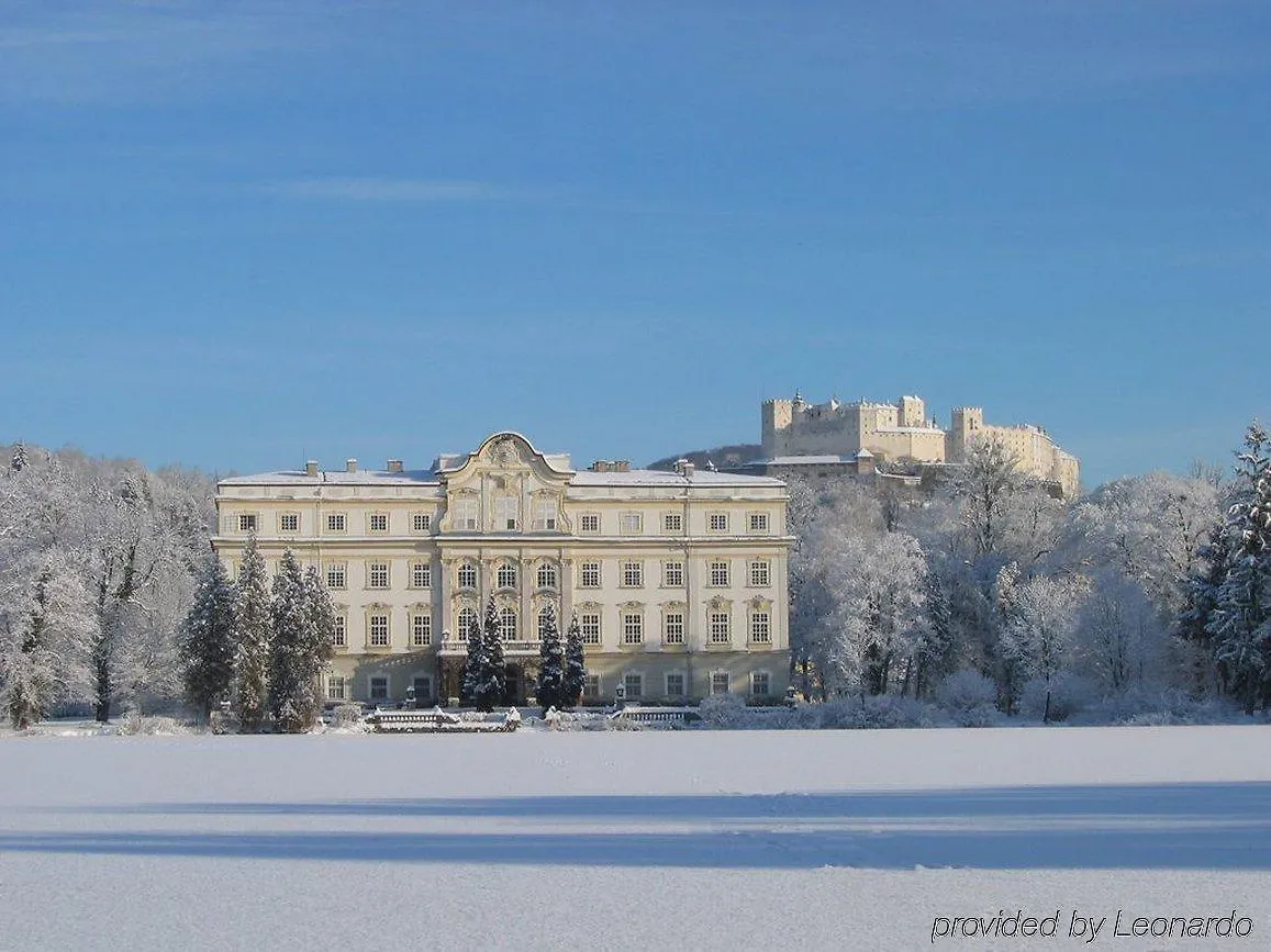 Hotel Schloss Leopoldskron Salzburg 3*,